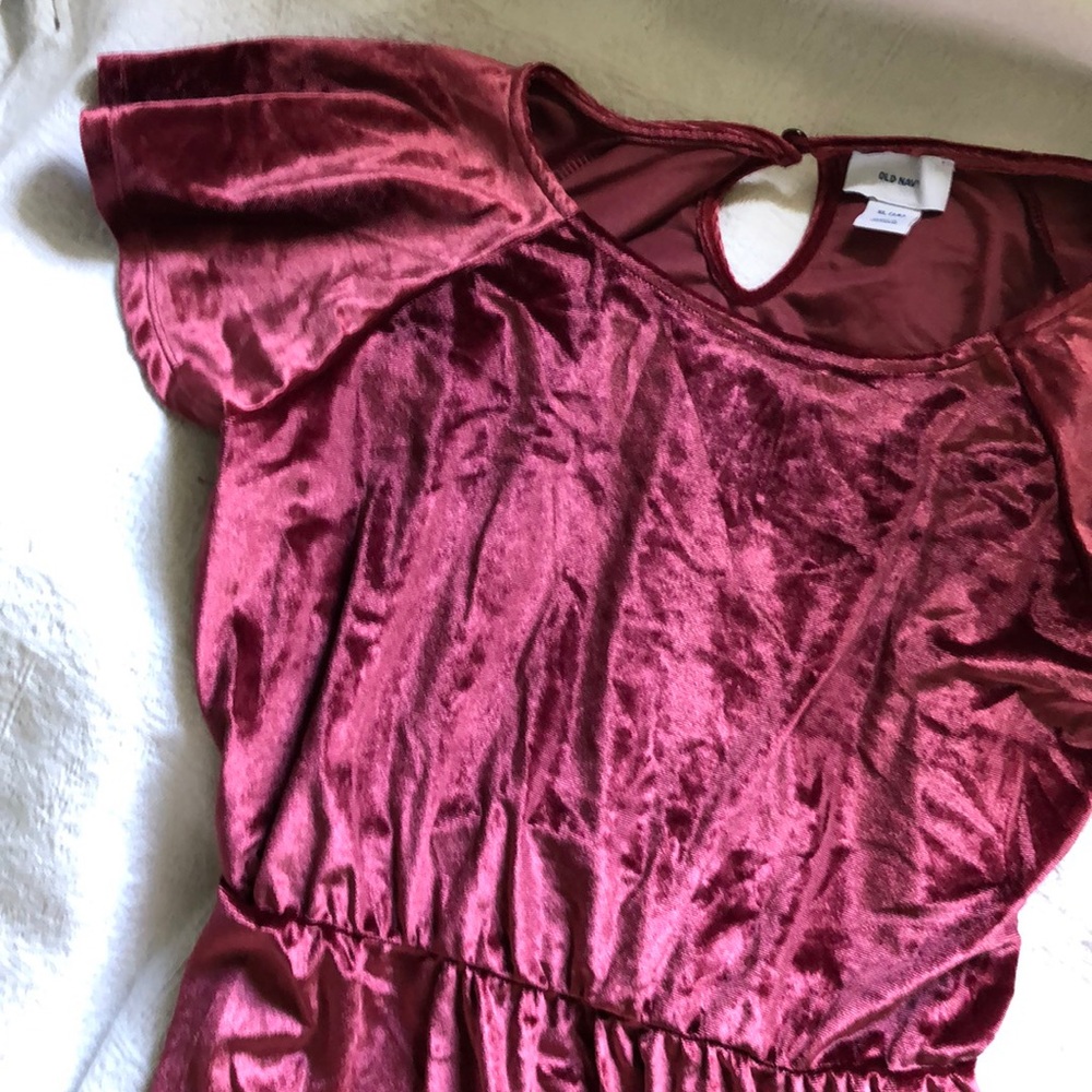 Red velvet dress (kids 14, adult XS)